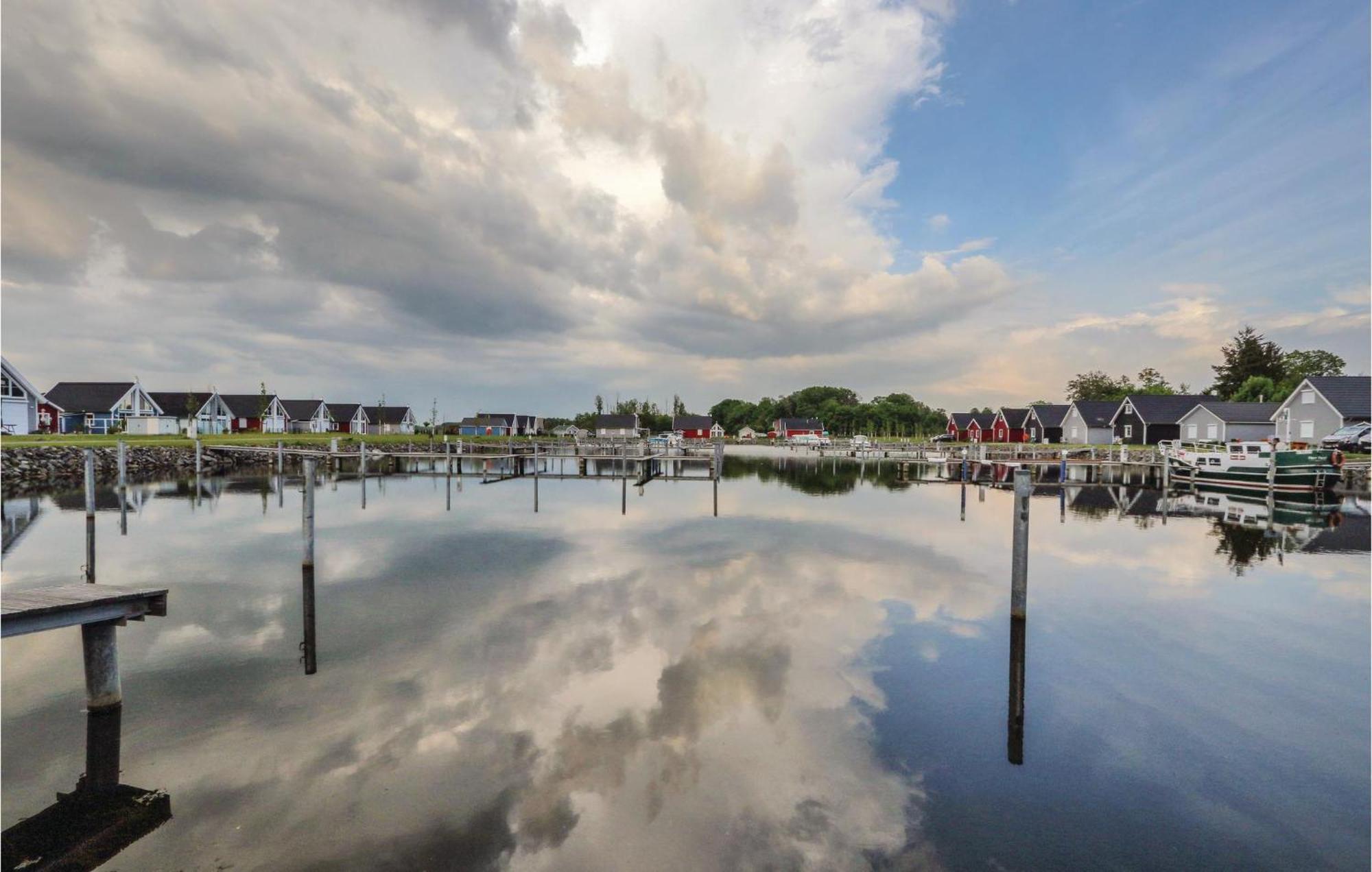 Nice Home In Zerpenschleuse With House Sea View ภายนอก รูปภาพ